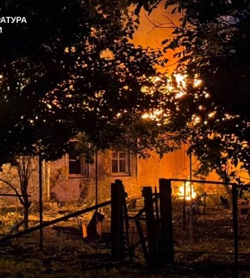 Удар БпЛА по Балаклії: постраждали батько, мати та 9-річний хлопчик