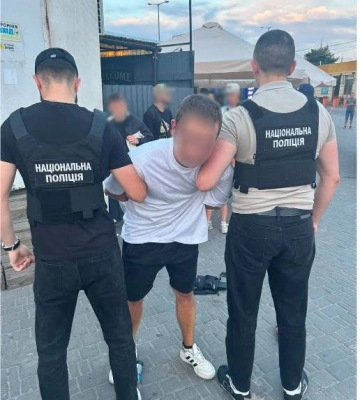 У Львові затримано шахраїв-гастролерів, які видурили у пенсіонера чималу суму грошей. ФОТО
