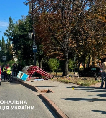 Поліція встановлює обставини ДТП біля Покотилівки на Харківщині