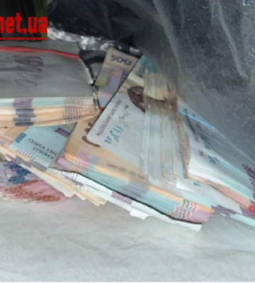 Обікрали квартиру пенсіонерки на понад 750 тисяч гривень: у Києві затримали трьох підозрюваних