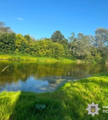 На Полтавщині поліція встановлює обставини загибелі у річці літнього чоловіка