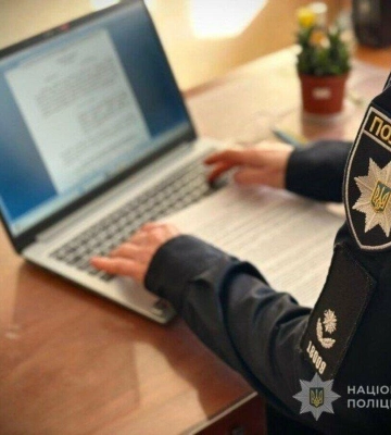 Заплатив чужою карткою за смартфон: в Одесі курсанту повідомили про підозру