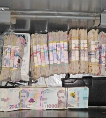 Подпольные цеха и контрафакт на 50 млн грн: в суд направлено дело в отношении участников преступной группы. ФОТОРЕПОРТАЖ