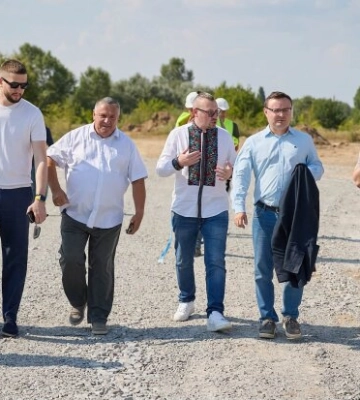 Новоназначенный министр выбрал Житомирскую область для первого визита: в Брусилове возводят современный дом для переселенцев при поддержке Эстонии