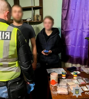 Сімейний «бізнес»: на Рівненщині судитимуть подружжя наркоторговців
