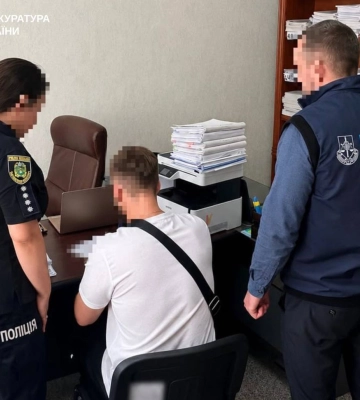 У декларації не вказав два автомобілі дружини на понад 3,2 млн грн: у Харкові повідомили про підозру члену ЕКОПФО