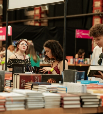 Завтра у Львові стартує BestsellerFest 2026: понад 200 учасників, 120 подій і книжковий ярмарок