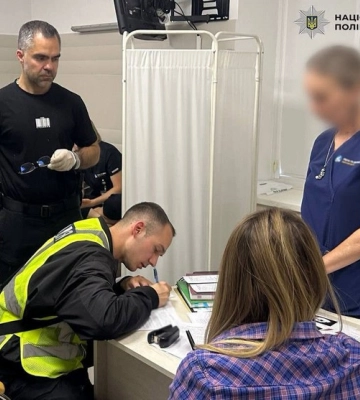 У Києві повідомлено про підозру лікарці приватної клініки, через дії якої пацієнтка втратила дитину та можливість народжувати