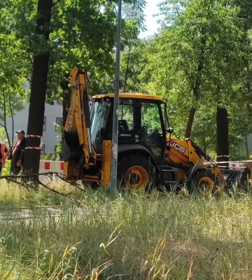 Тепломережа через паркову зону: у Києві спалахнув конфлікт між активістами та комунальниками