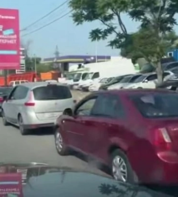"Запасаться уже поздно": новая волна топливного кризиса накрывает Мелитополь (видео)