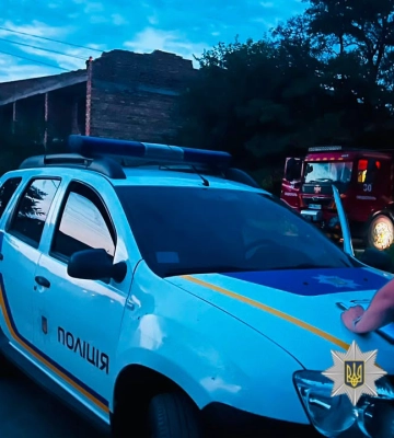 В Одеському районі на голову підлітку впала цеглина: хлопець загинув