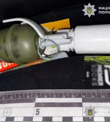 В Киеве водитель угрожал велосипедисту гранатой из-за конфликта на дороге