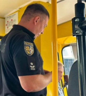 Перед 1 вересня на Закарпатті перевіряють шкільні автобуси: інспектори вже оглянули понад 120