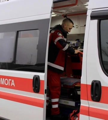 У Києві п’яний пацієнт напав на медиків швидкої: це вже сьомий напад від початку року