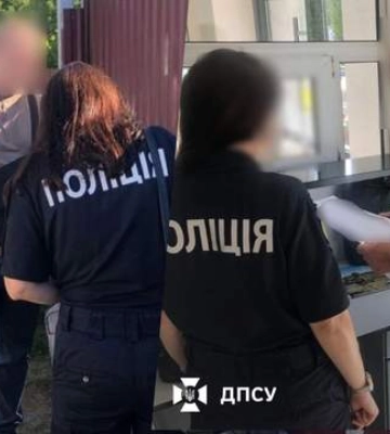 10 тисяч доларів за особу: ДПСУ перекрили чергову схему незаконного виїзду з України