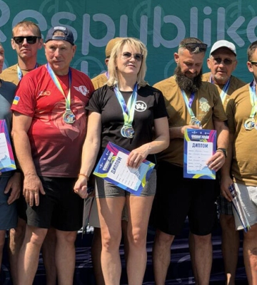 Дніпровські ветерани стали чемпіонами України з веслування на ялах