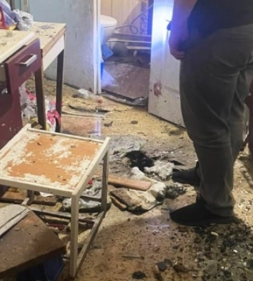 У Миколаєві поліція розшукує чоловіка, який кинув гранату в квартиру, є поранена