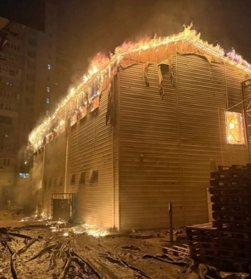 В ГСЧС показали последствия ночной атаки на Киев и уточнили масштабы разрушений