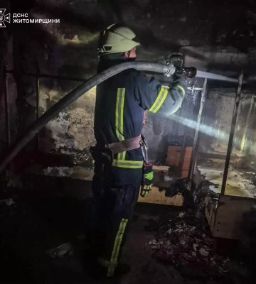 На Житомирщині побутова пожежа на підприємстві забрала життя людини, - ДСНС