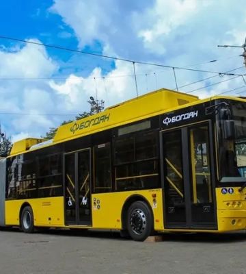 У Києві після атаки РФ змінено маршрути громадського транспорту