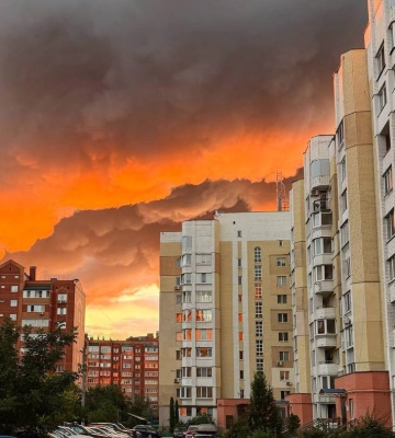 Росіяни вдарили по двох районах Київщини — спалахнули масштабні пожежі