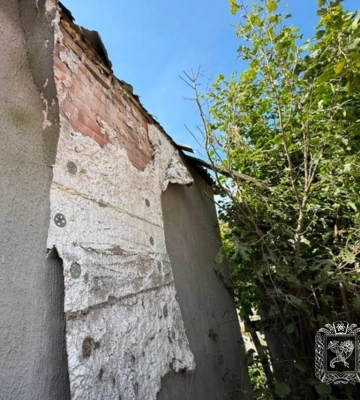 Пошкоджені будинки, АЗС і підприємства: які наслідки атак рф на Харківщину за добу