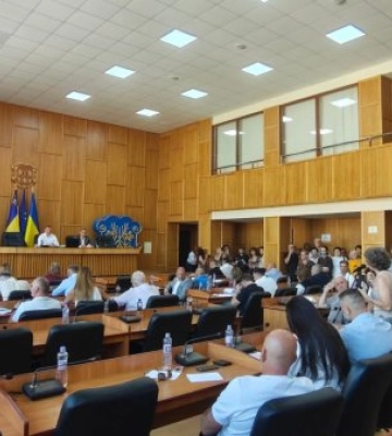 Ужгородські депутати сьогодні вирішують долю Ботанічної набережної: що передбачає скандальний ДПТ
