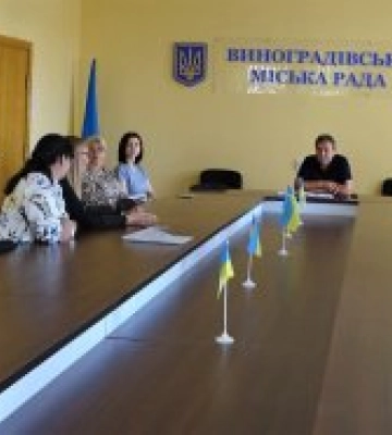 У Виноградівській громаді готують нову патронатну сім’ю: діти зможуть отримати тимчасовий прихисток