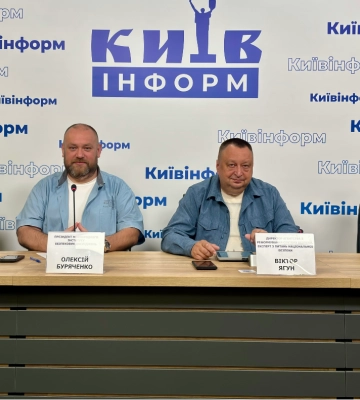 У Києві експерти обговорили вплив українських далекобійних засобів по тилу рф