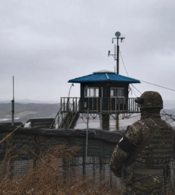 КНДР запустила близько десятка балістичних ракет малої дальності