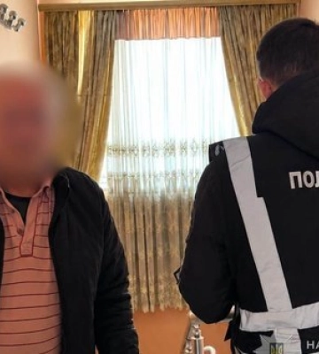70-летний мужчина из-за ревности поджог квартиру жены на Одесщине: дело передано в суд. ФОТО