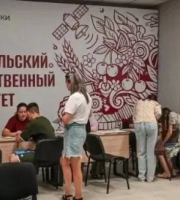 Поступление с перспективой на прописку: МелГУ собирает молодежь со всей России в оккупированном Мелитополе