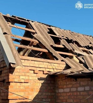 Росіяни майже 50 разів атакували три райони Дніпропетровщини: поранені двоє людей