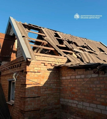 Масована атака на Дніпропетровщину: двоє людей поранені, є пошкодження
