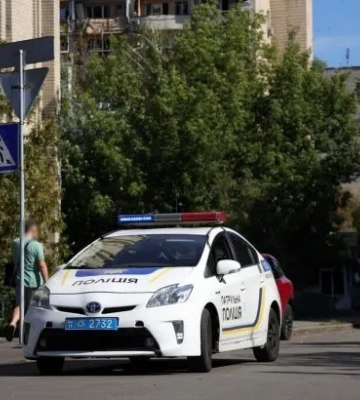 Відео: Поліція показала перші хвилини після нічного удару по Києву