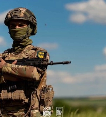 На фронте произошло 195 боевых столкновений. ВСУ отразили 18 атак врага на Покровском направлении, — Генштаб