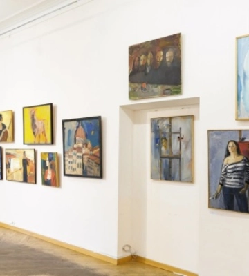 У Києві відкрили виставку картин Єгора Толкунова «Херсон, який неможливо вкрасти»