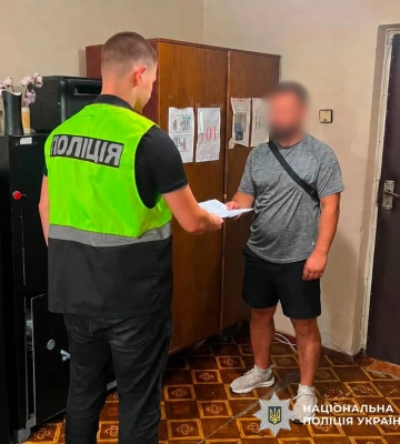 Замість ремонту чужого авто чоловік продав його за 500 доларів у Харкові
