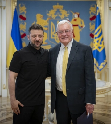 Готові купувати снаряди для Patriot: Зеленський зустрівся із Келлогом