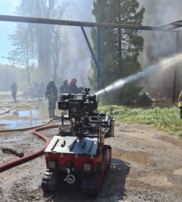 У Львові сталася пожежа на складі з аерозольними балончиками, 2 людей загинули