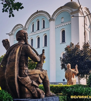 Найстаріший храм Волині бачив князів, убитих містян і московський патріархат. Фоторепортаж