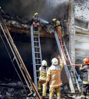 На Полтавщині росіяни вдарили по цивільній інфраструктурі та повторно атакували рятувальників