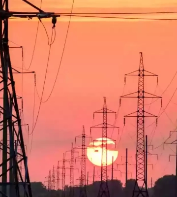 У Запоріжжі повернули світло 13,5 тисячі споживачів