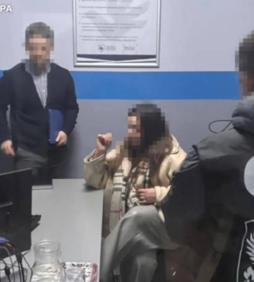 В Хмельницкой области шестерых человек обвиняют в завышении стоимости дома для многодетной семьи переселенцев