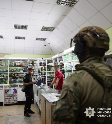 У Миколаєві поліцейські вилучили контрафактні цигарки на 15 млн гривень: викрито організовану групу