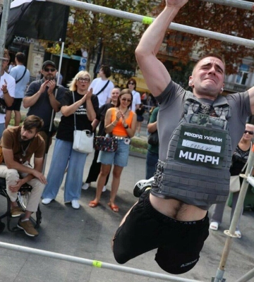 Рекорд сили та витривалості: у Львові військові й ветерани виконали «Murph»