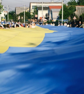 Под Киевом развернули 500-метровый флаг Украины и установили новый рекорд