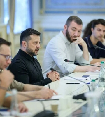 Зеленський у тупику? Головні тези закритої зустрічі президента із журналістами