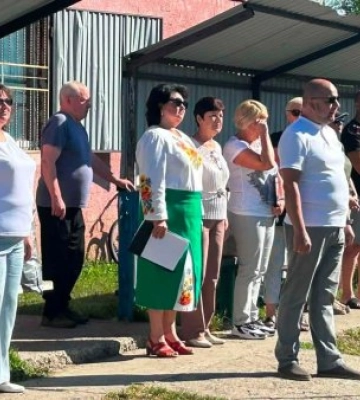 Спортивний дух та патріотизм: у Рахові до Дня Державного Прапора відбулися учнівські змагання