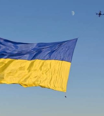 Над Чорним морем замайорів величезний прапор України